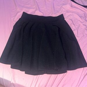 size S Urban Coco matte black skirt